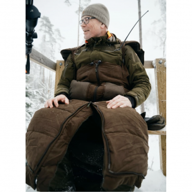 Extra warm PINEWOOD® ABISKO SITTING BAG for hunting towers 2